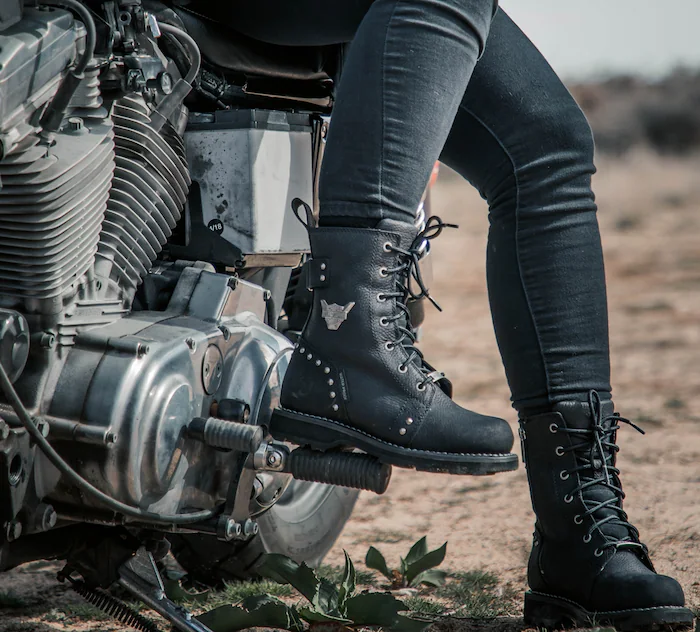 how to wear harley davidson boots